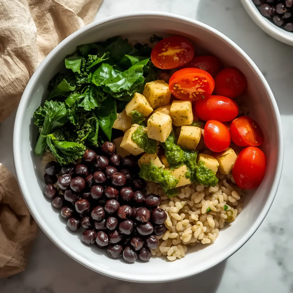 Monday lunch: pesto soya chunk, kale and kala chana bowl